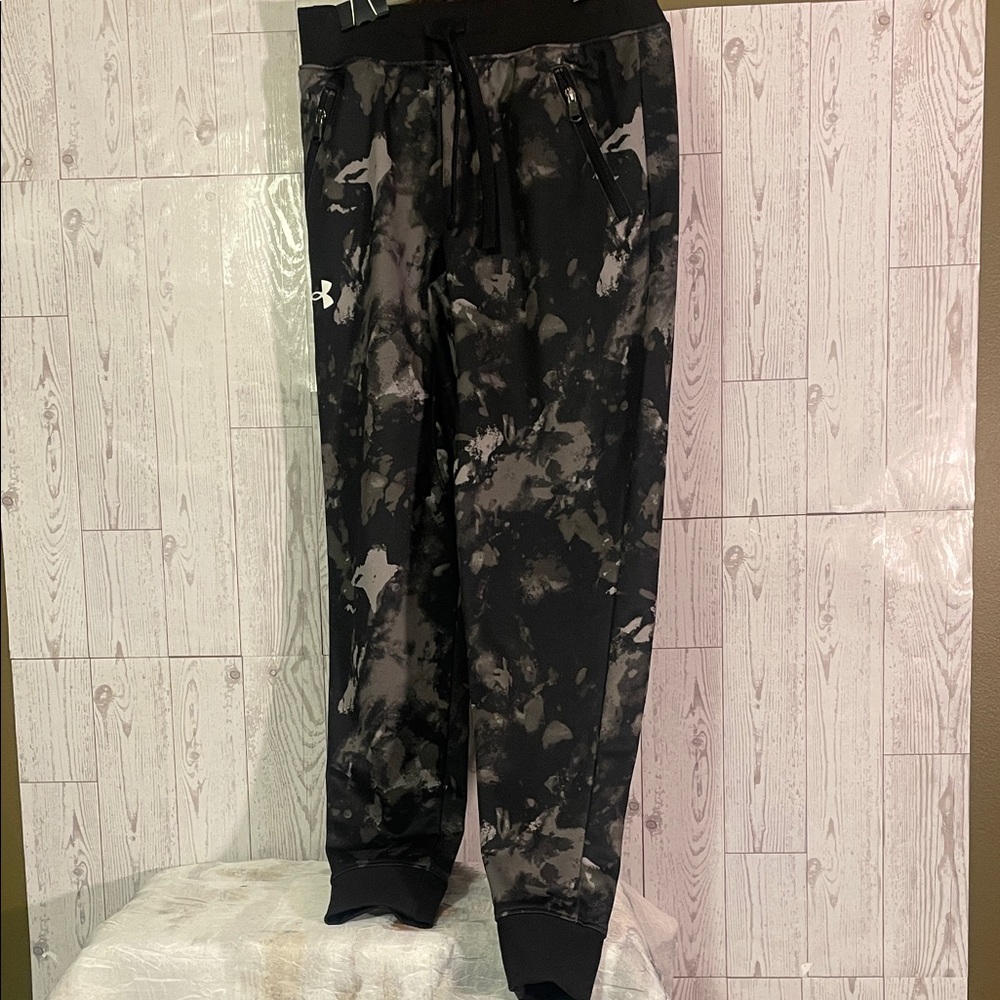Under Armour Black and Gray Kids Casual Bottoms